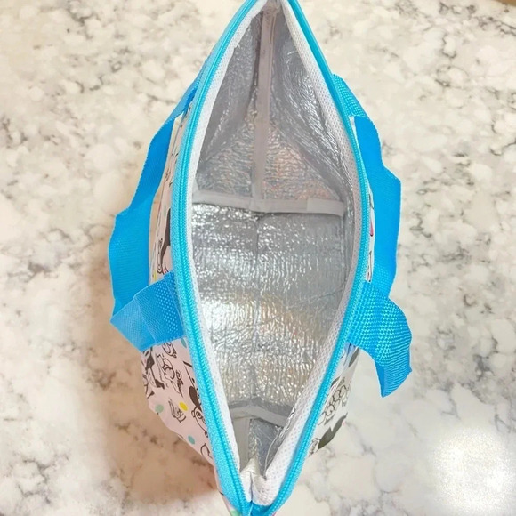 3/$20 🌸 Tsum Tsum Kids Lunch Bag. - Picture 4 of 4